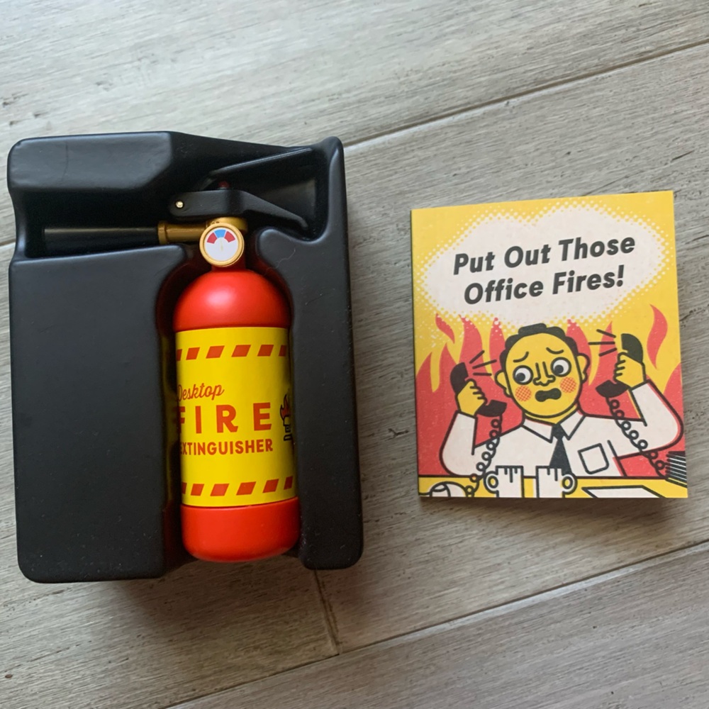 NWT cute funny desktop toy - Picture 6 of 6